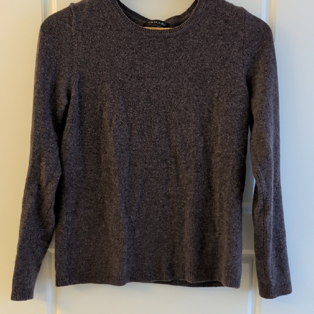 Tahari Women's Cashmere Dark Purple Sweater In Size Medium